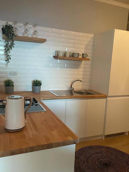 Janko Elite Apartment Sarandë Buitenkant foto