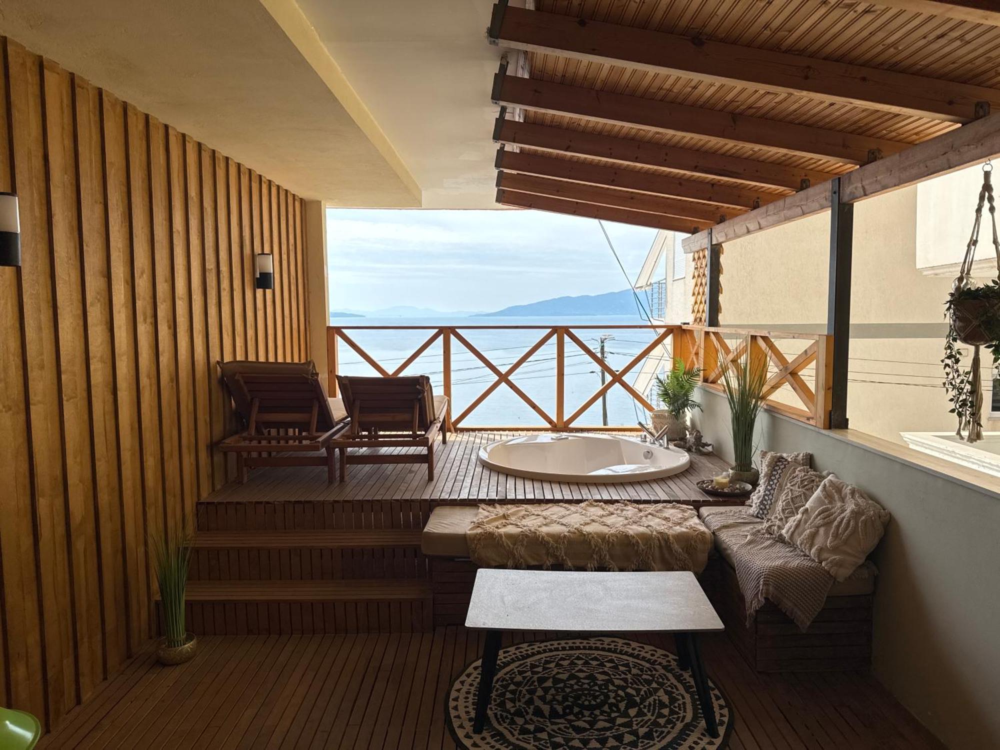 Janko Elite Apartment Sarandë Buitenkant foto